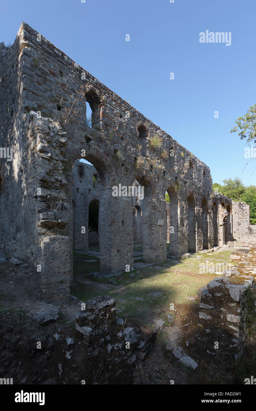 Albanien.  Butrint oder Butrint archäologische Stätte; ein UNESCO-Weltkulturerbe. Die große Basilika. Von außen. Stockfoto