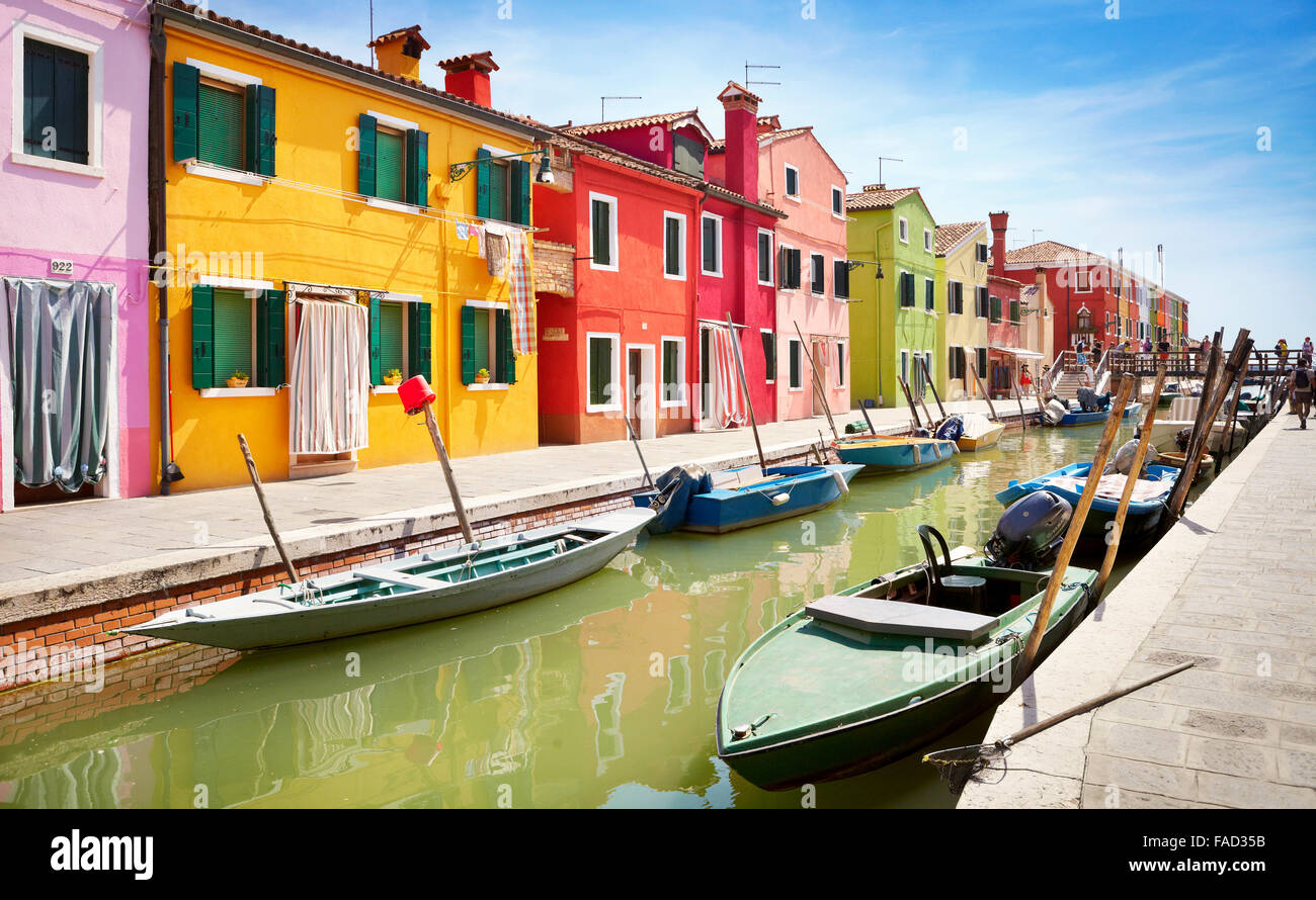 Farbige Häuser in Burano Dorf in der Nähe von Venedig, Italien Stockfoto