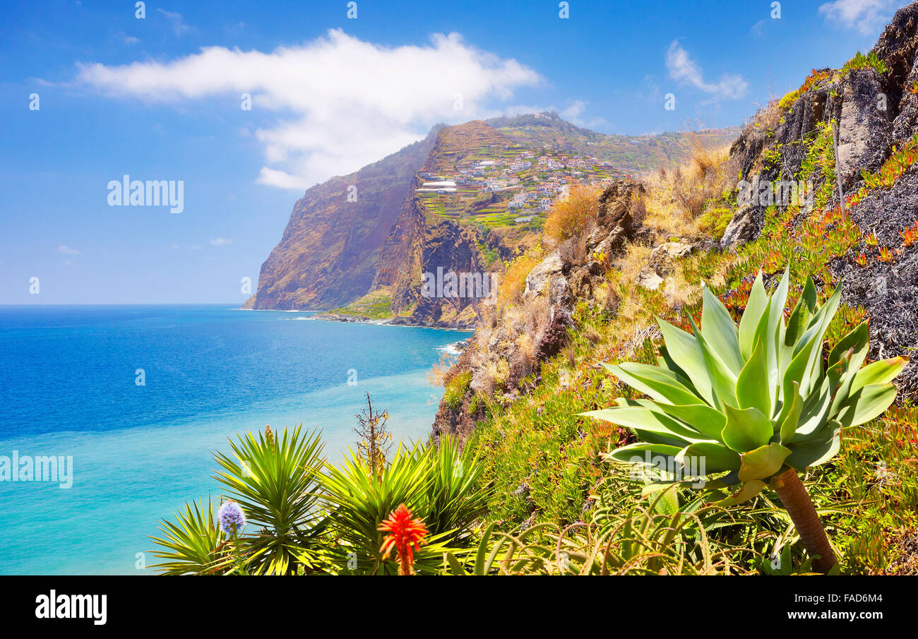 Blick auf Cabo Girao (580 m höchsten) Klippe - Camara de Lobos Insel Madeira, Portugal Stockfoto