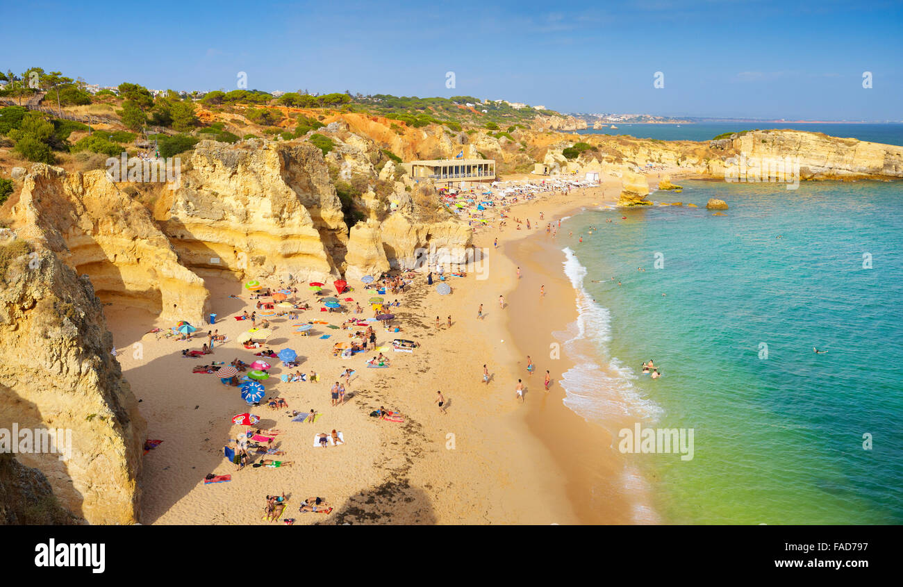 Algarve-Strand in der Nähe von Albufeira, Portugal Stockfoto