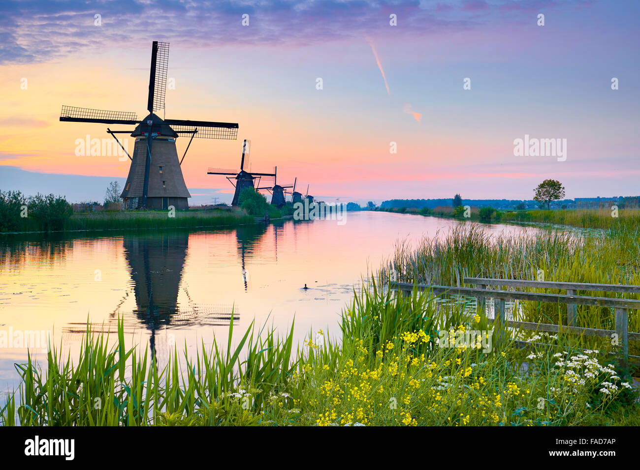 Niederlande Windmühle, Kinderdijk, Niederlande Stockfoto