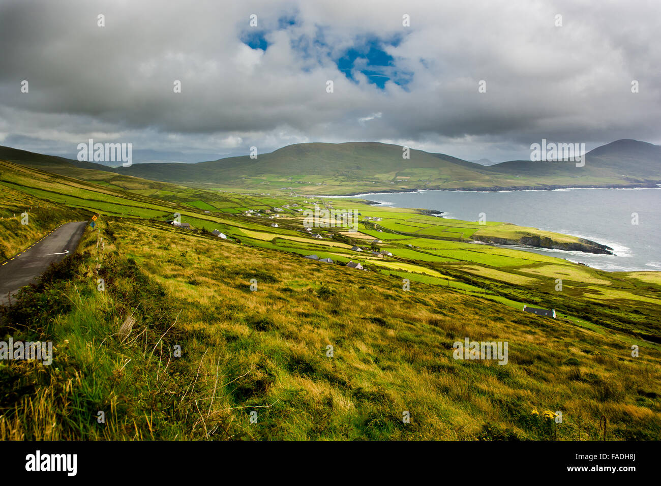 Landschaft mit Häusern in Irland Stockfoto
