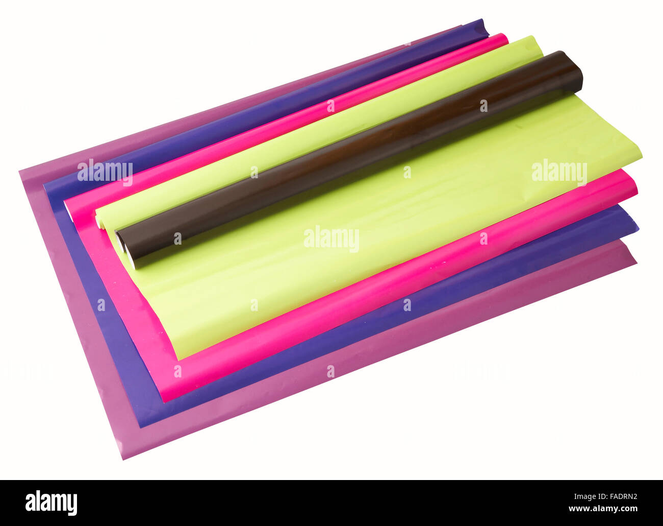 Farbige Papierrollen mit Beschneidungspfad Stockfoto