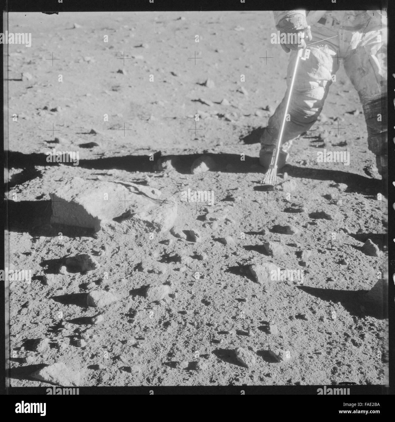 Dies ist die vollständige unbearbeitete Fotosammlung der Apollo 12-Mission mit den Astronauten Charles Conrad, Richard Gordon und Alan Bean. Die Mission von Apollo 12 konzentrierte sich auf die Mondforschung des Ozeans der Stürme und den Einsatz wissenschaftlicher Instrumente. Die Besatzung unternahm auch Aktivitäten außerhalb des Fahrzeugs, um die Mondoberfläche zu erkunden. Stockfoto