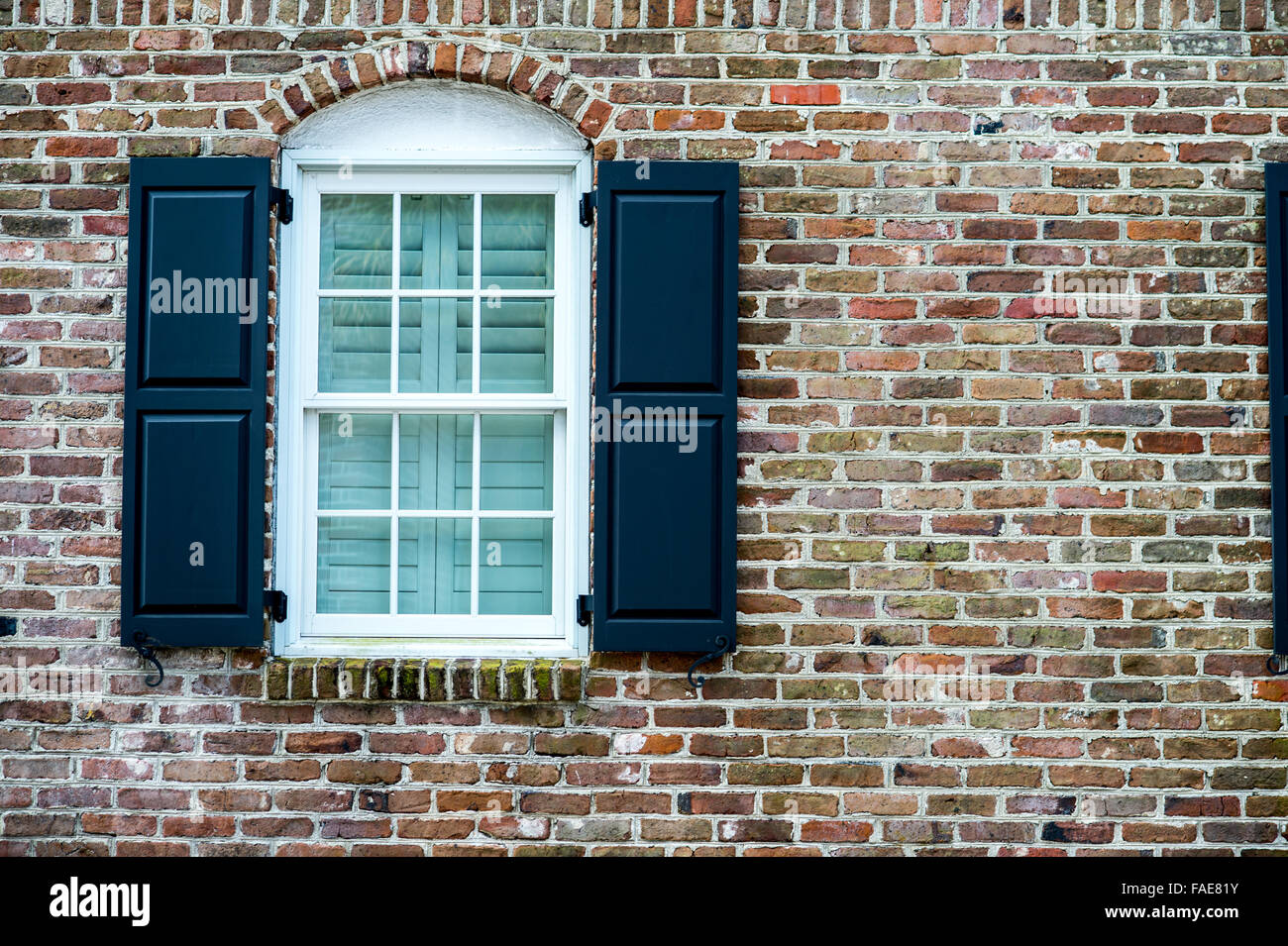 Fenster in Charleston South Carolina Stockfoto