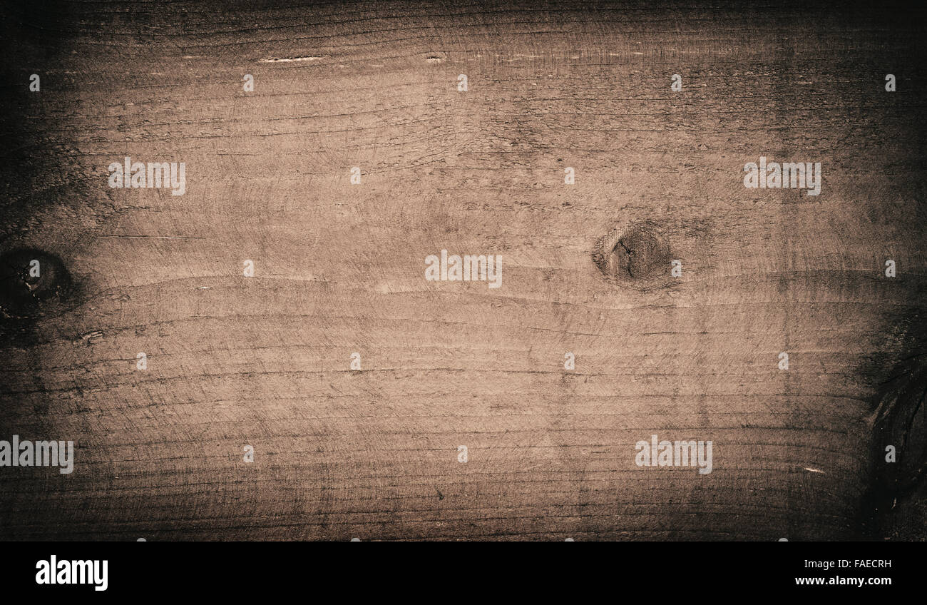 Dunkelbraun zerkratzt Holzbrett. Holzstruktur Stockfoto