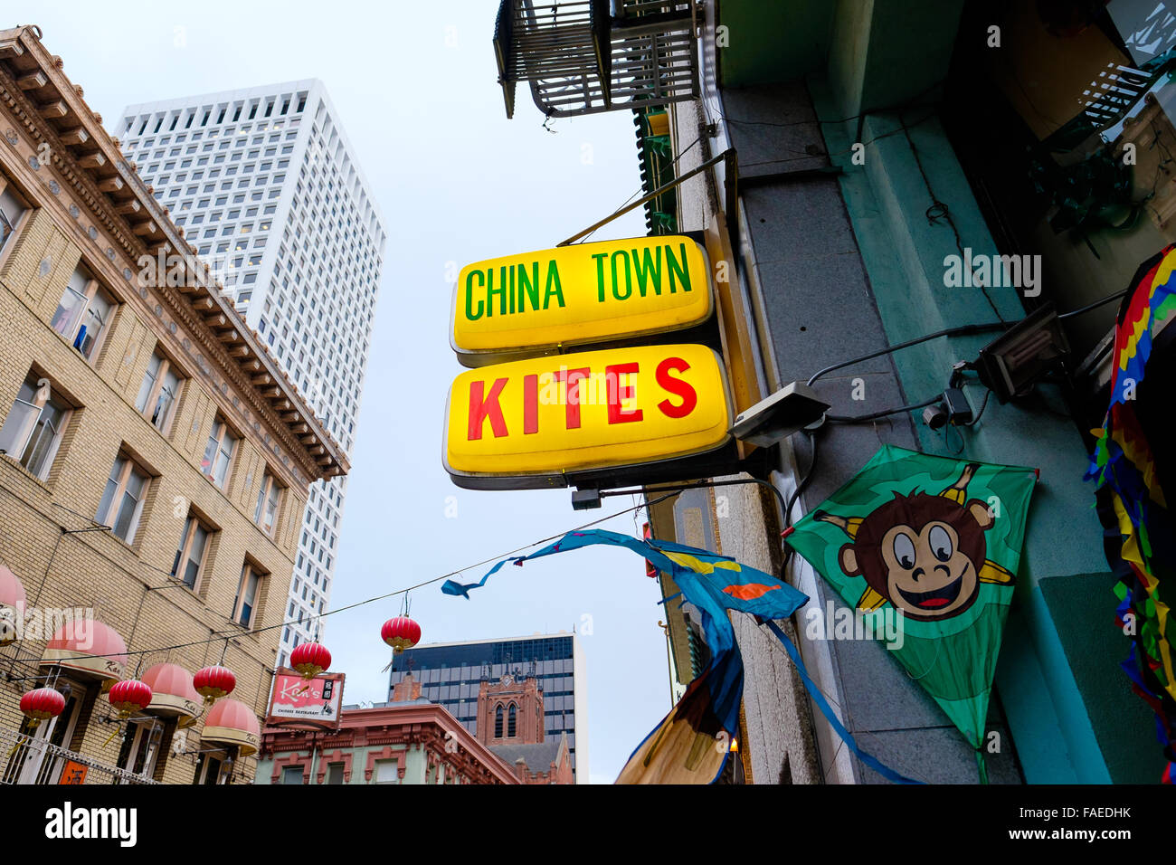 SAN FRANCISCO, CA - 9. Dezember 2015: China Town Drachen Lagern in San Francisco. Stockfoto