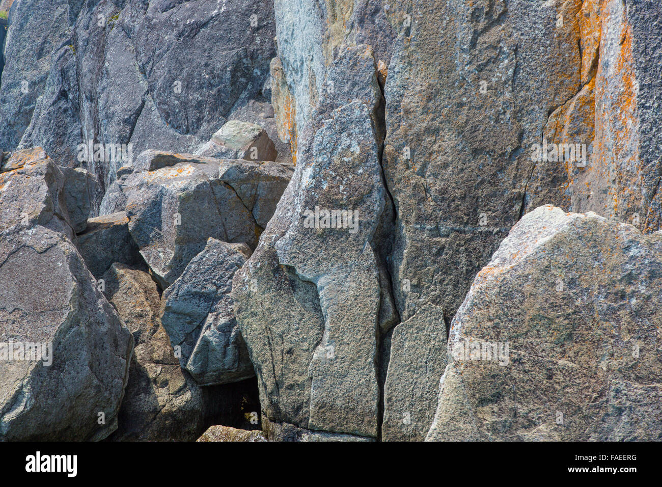 Nahaufnahme der Felswand auf Klippe am nördlichen Ufer des Lake Superior in Minnesota Stockfoto