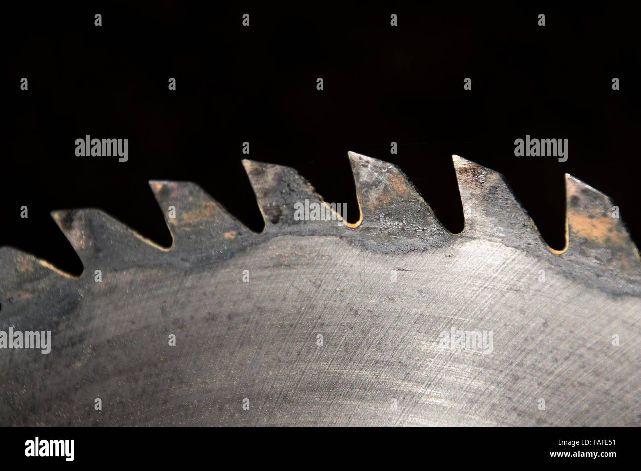 Alte rostige scharfe Kreissäge klingen Closeup ausgeschaltet Stockfoto