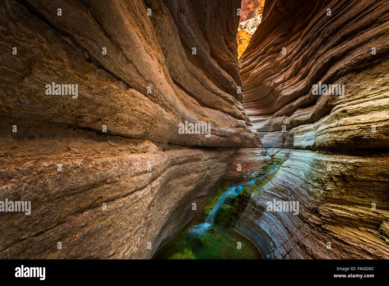 Matkatamiba-Canyon ist ein Seitencanyon zum Grand Canyon zugänglich vom Colorado River, Arizona, USA Stockfoto