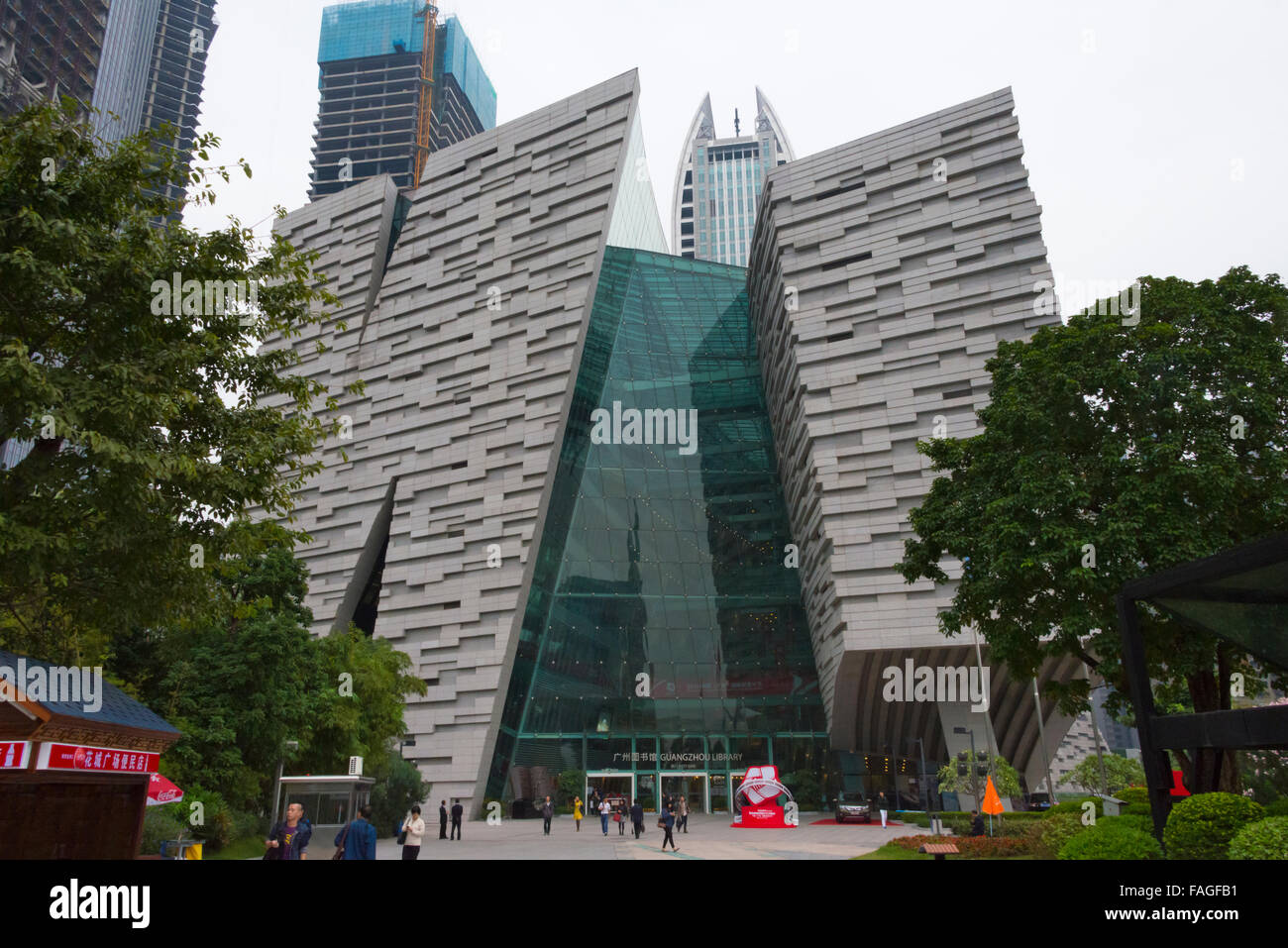 Hochhäuser und Guangzhou Library, Guangzhou, Guangdong Provinz, China Stockfoto