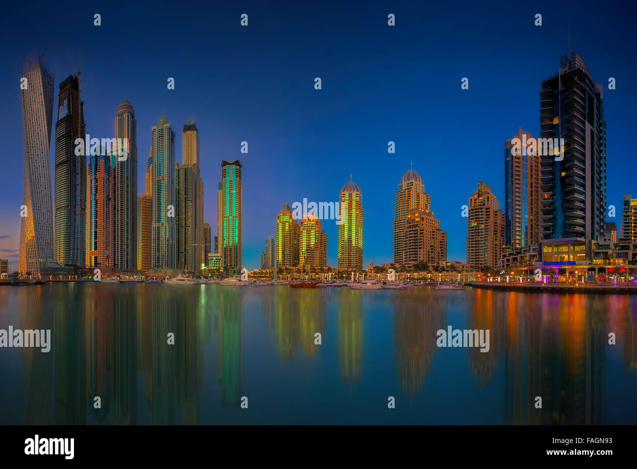 Skyline von Dubai Marina Stockfoto
