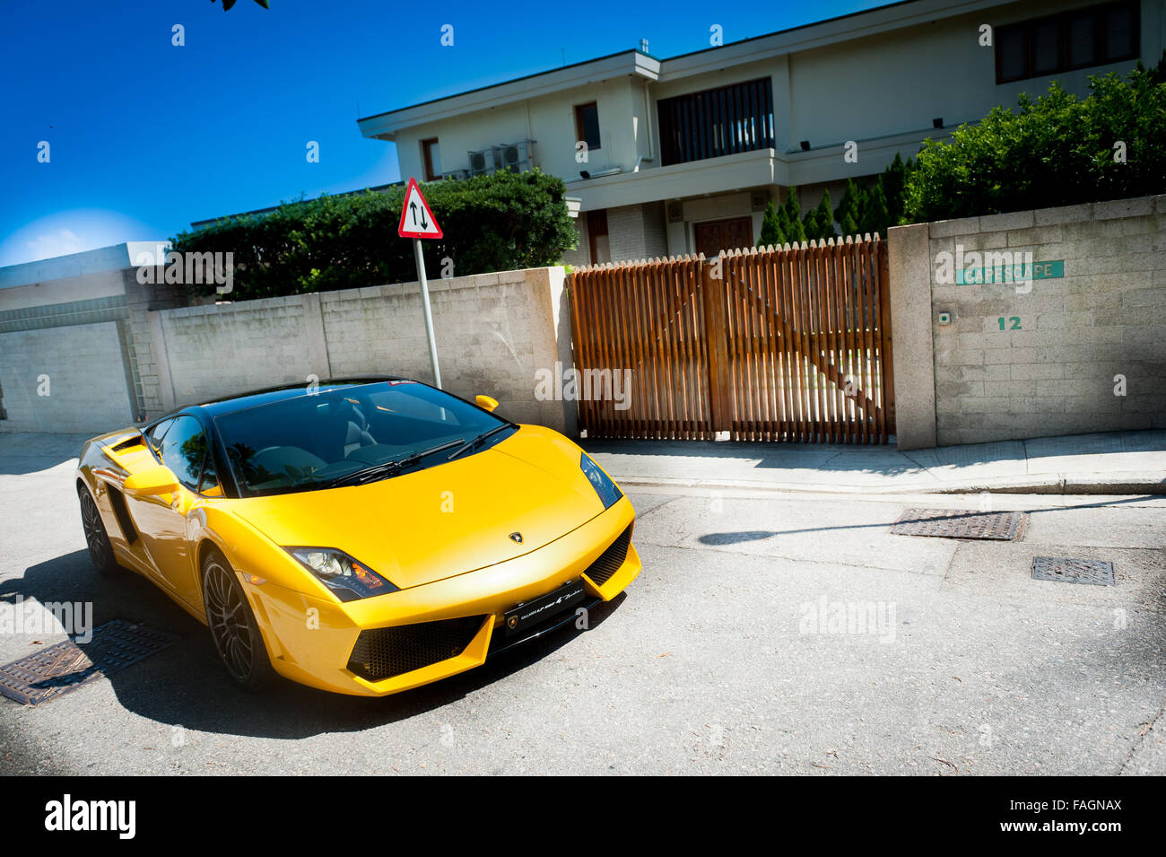 Hong Kong, China 19. August 2011: Lamborghini Gallardo 560-4 Probefahrt am 19. August 2011 in Hong Kong. Stockfoto