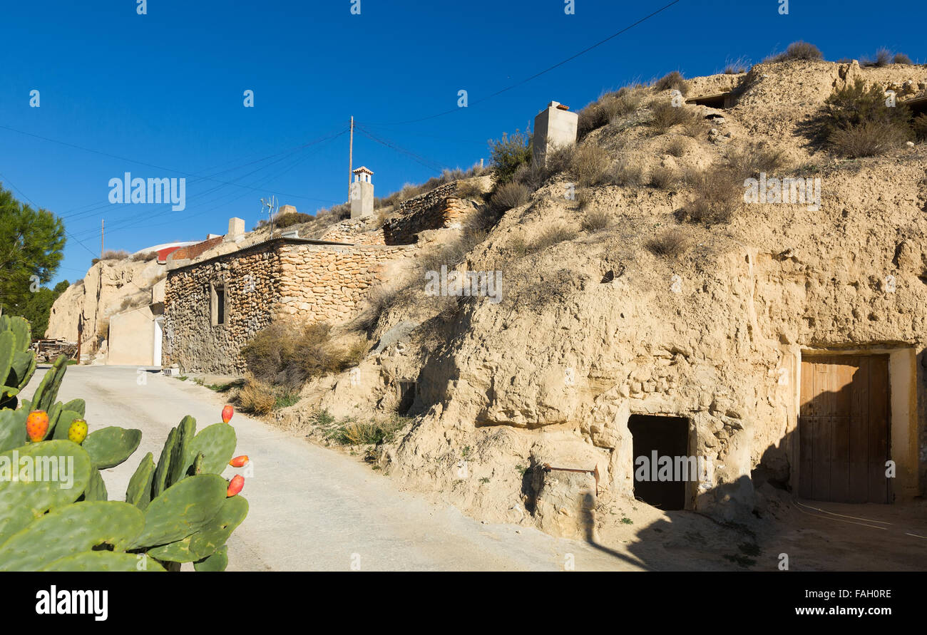 Häuser in Fels. Cortes de Baza, Andalusien, Spanien Stockfotografie - Alamy