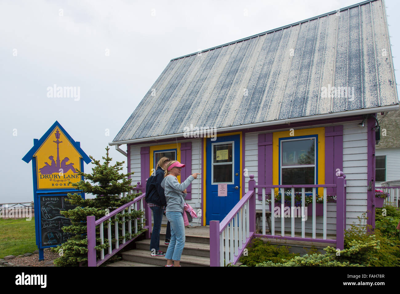 Einkaufen in malerische malerischen Grand Marais am nördlichen Ufer des Lake Superior in Minnesota Stockfoto