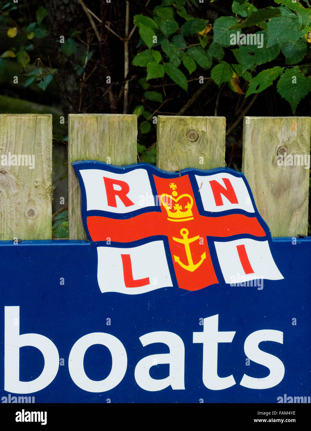 Royal National Rettungsboote Institute (RNLI) Zeichen, die Rettungsstation Eidechse Lizard Halbinsel, Cornwall, England, Vereinigtes Königreich Stockfoto