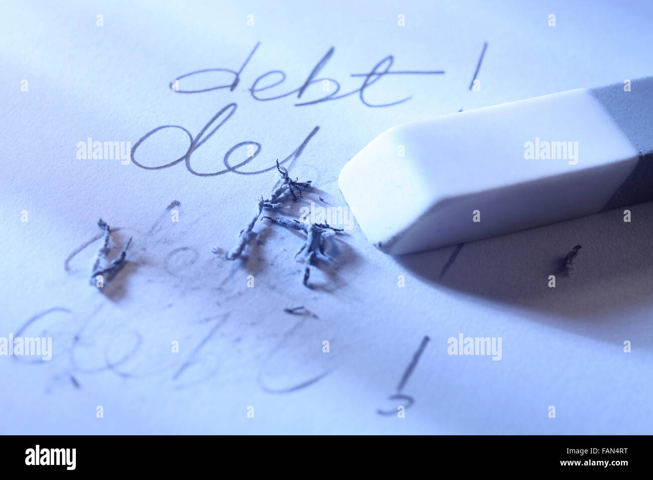löschen die Wort Schulden aus Papier Stockfoto