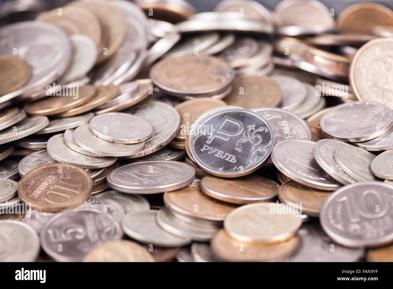 paar russische Rubel in Form von Münzen hautnah Stockfoto
