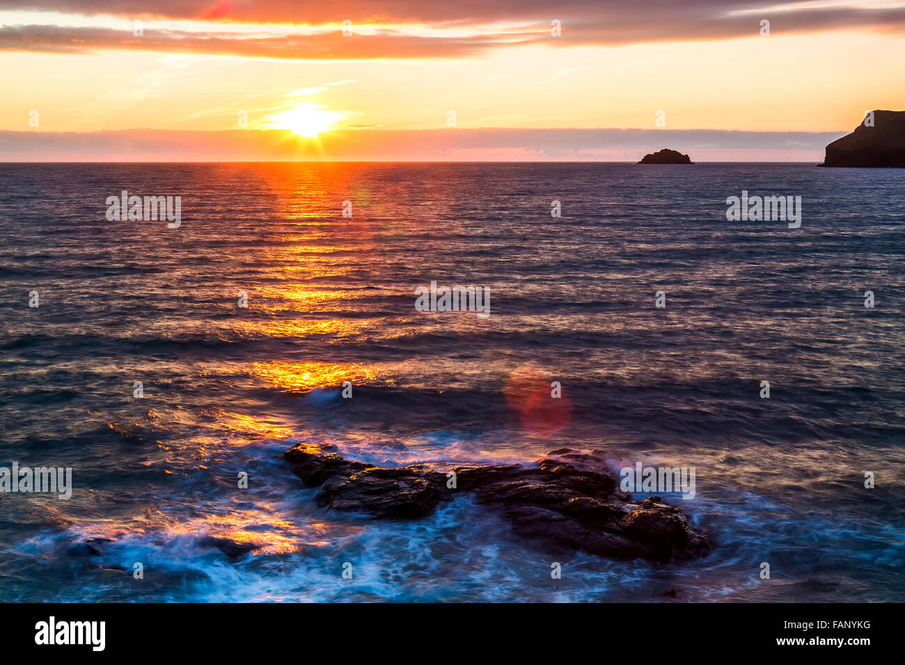 Polzeath Strand bei Sonnenuntergang, Cornwall, UK Stockfoto