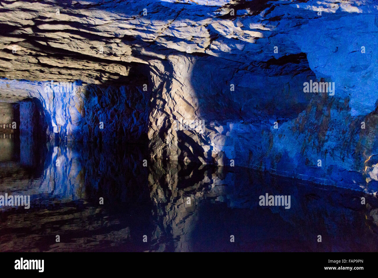 Zhaishan Tunnel (erbaut vor allem um die Kampfkraft der militärischen Boote zu bewahren), Kinmen, Taiwan Stockfoto