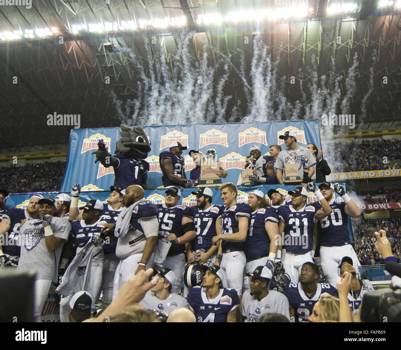 San Antonio, Texas, USA. 3. Januar 2016. NCAA Football Valero Alamo Bowl #(11) TCU stört #(15) Oregon University in dreifacher Überstunden 47-41 Credit: Hoss Mcbain/ZUMA Draht/Alamy Live News Stockfoto