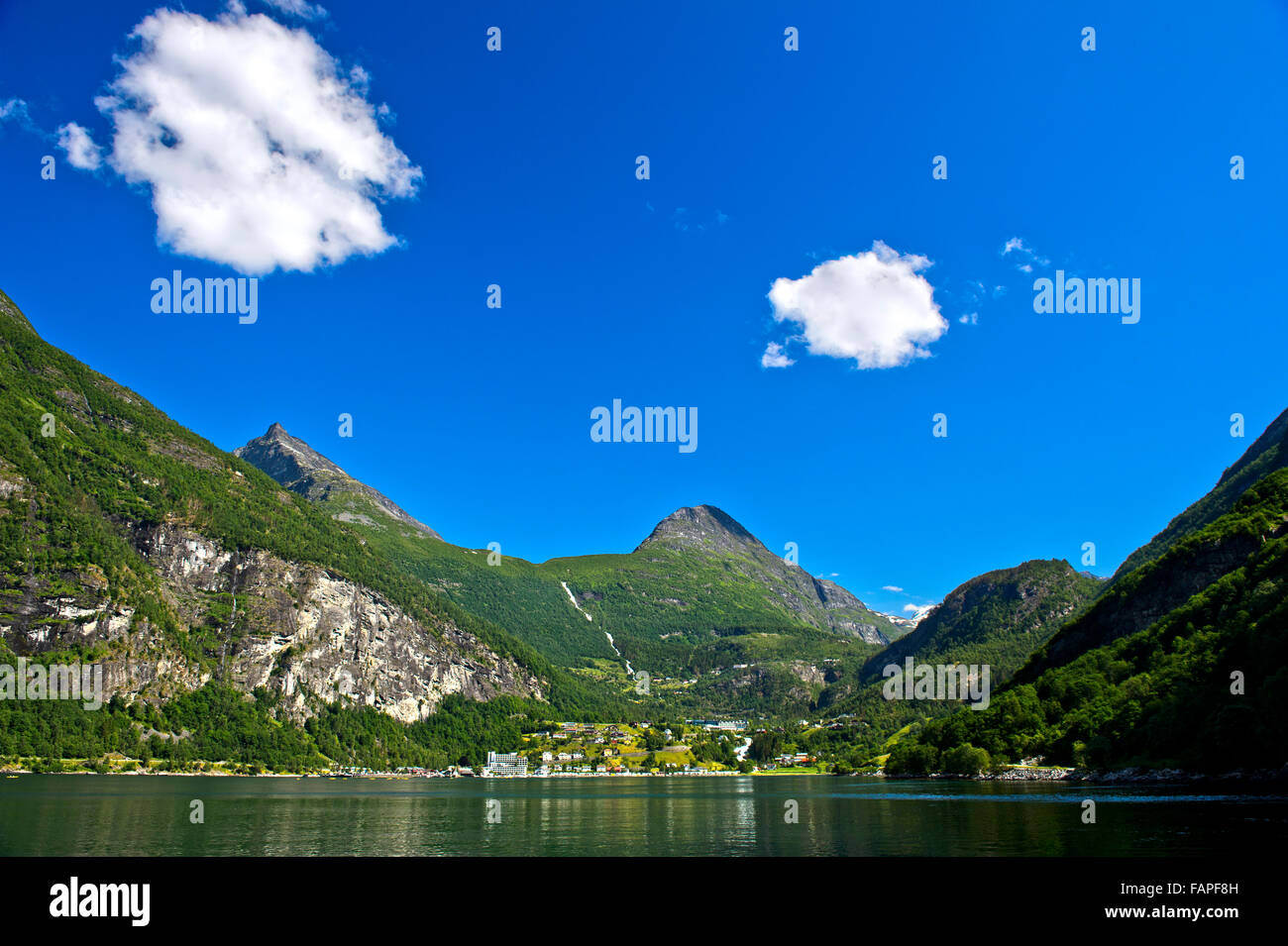 Geiranger in das UNESCO Weltnaturerbe Website Geirangerfjord, Geiranger, Geirangerfjord, Norwegen Stockfoto