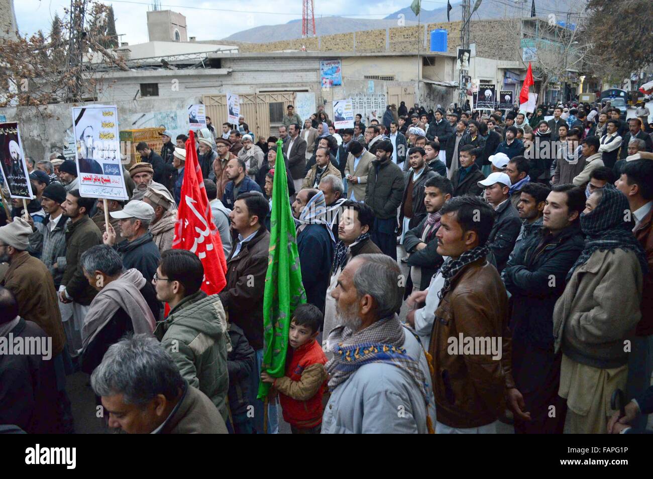 Quetta, Pakistan. 3. Januar 2016. Mitglieder der Wahdat-e-Muslimeen Pakistan protestiert gegen die Ausführung des schiitischen Gelehrten in Saudi Arabien in Quetta, Pakistan. Bildnachweis: Din Muhammad Watanpaal/Alamy Live-Nachrichten Stockfoto