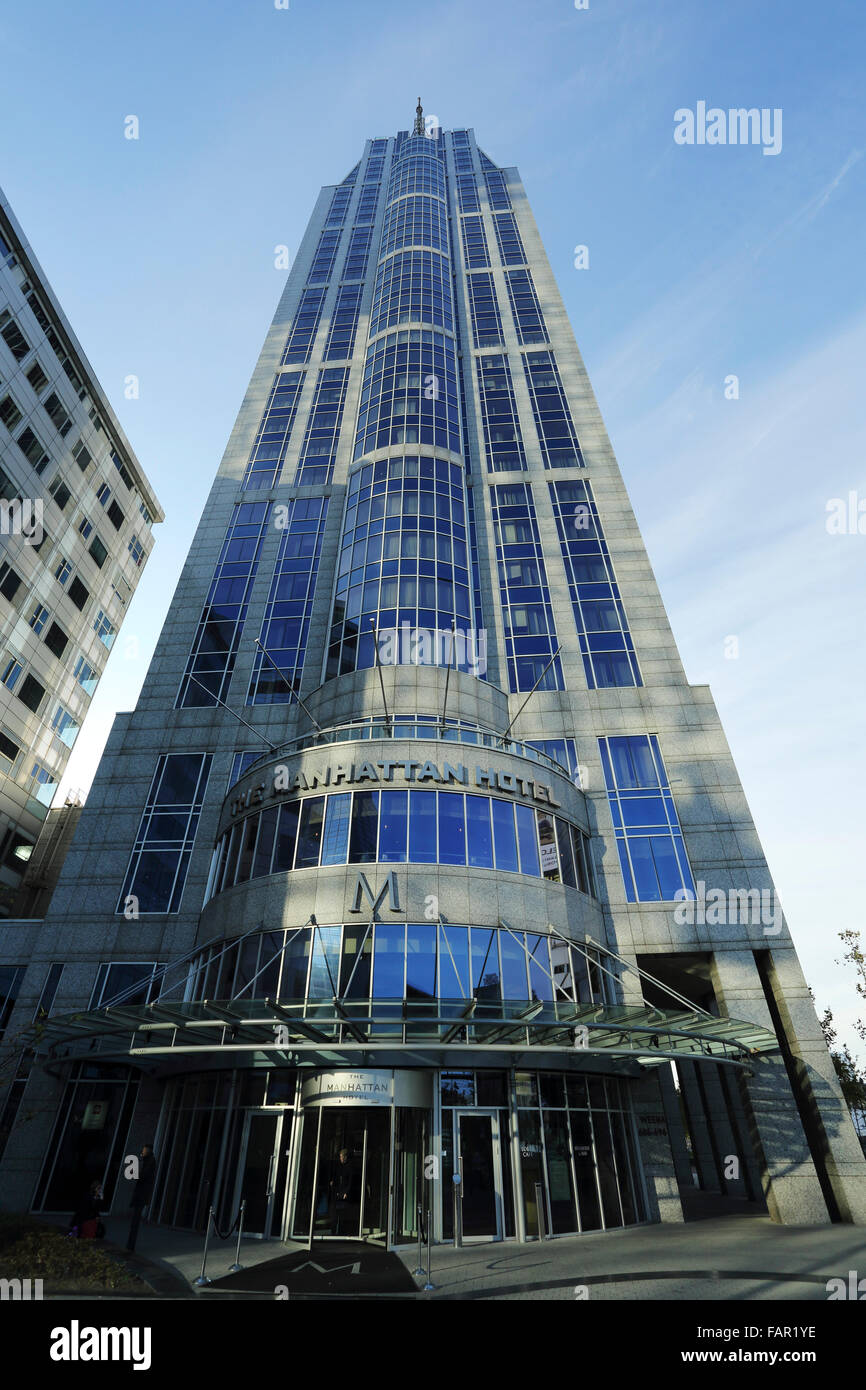 Das Manhattan Hotel In Rotterdam Niederlande Das Hochhaus Hotel Befindet Sich In Der Nahe Von Hauptbahnhof Der Stadt Stockfotografie Alamy