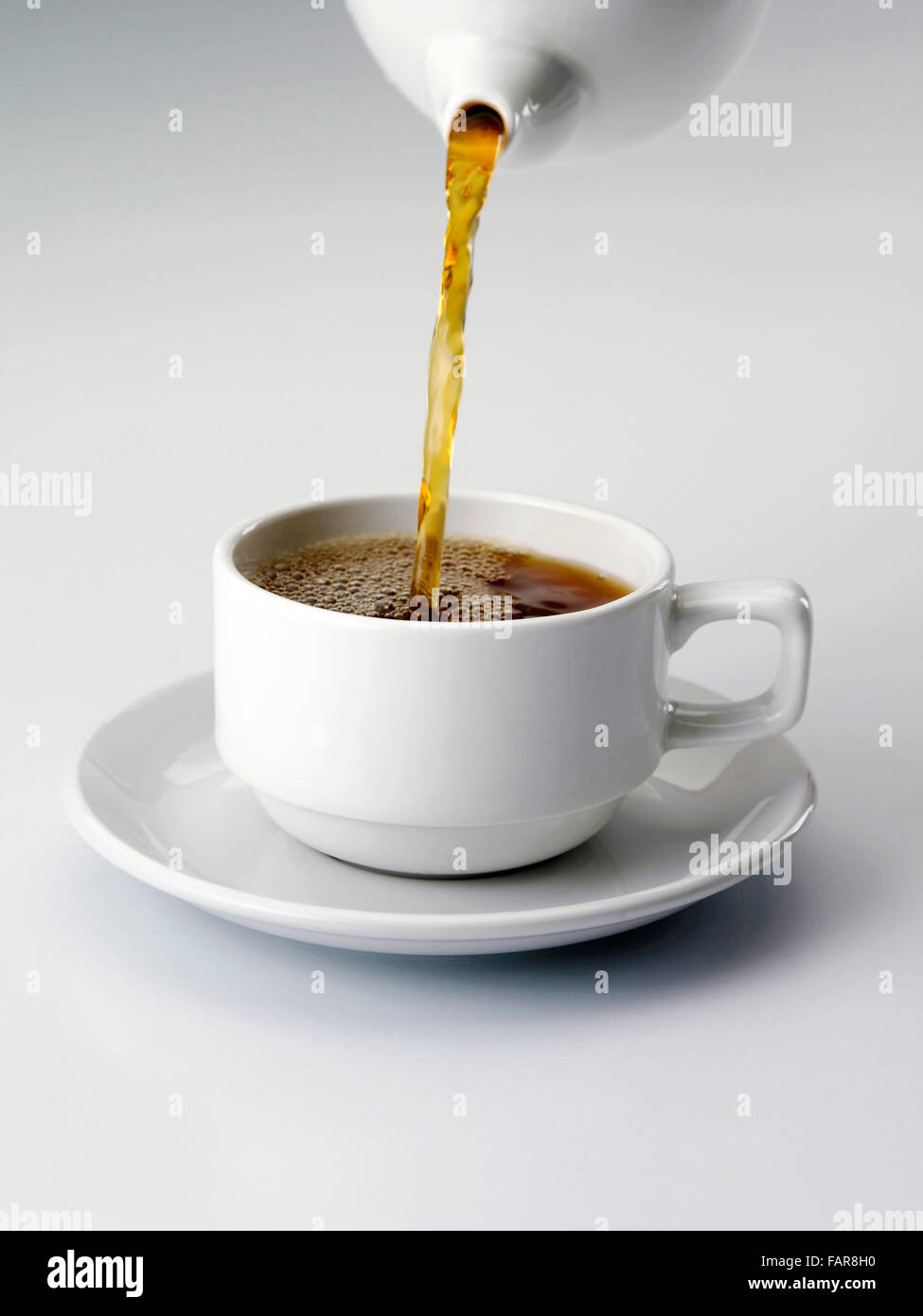 Cloes bis die Füllung sich Tee Stockfoto