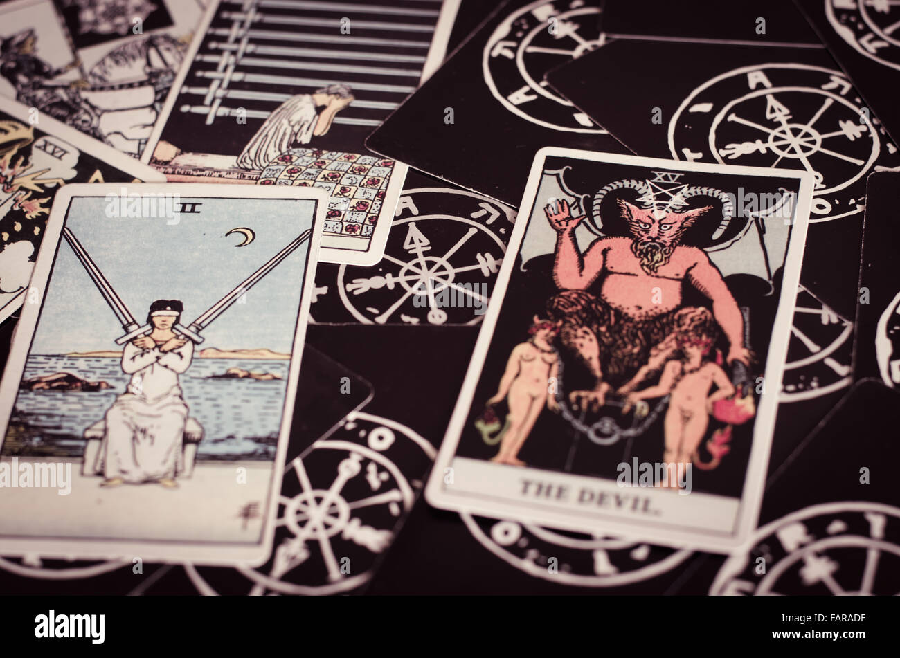Tarot-Karte - Karte von Teufel und andere Karte. Stockfoto