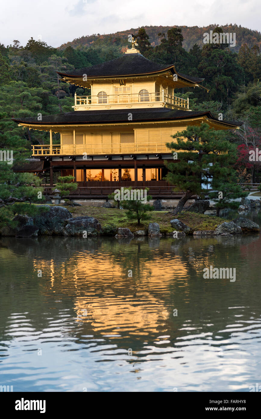 Kinkaku-Ji, Tempel des goldenen Pavillons, Kyoto, Japan Stockfoto