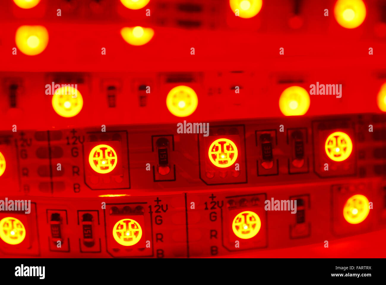 Im Preis inbegriffen RGB led-Streifen, glühend roten Farbe Stockfoto