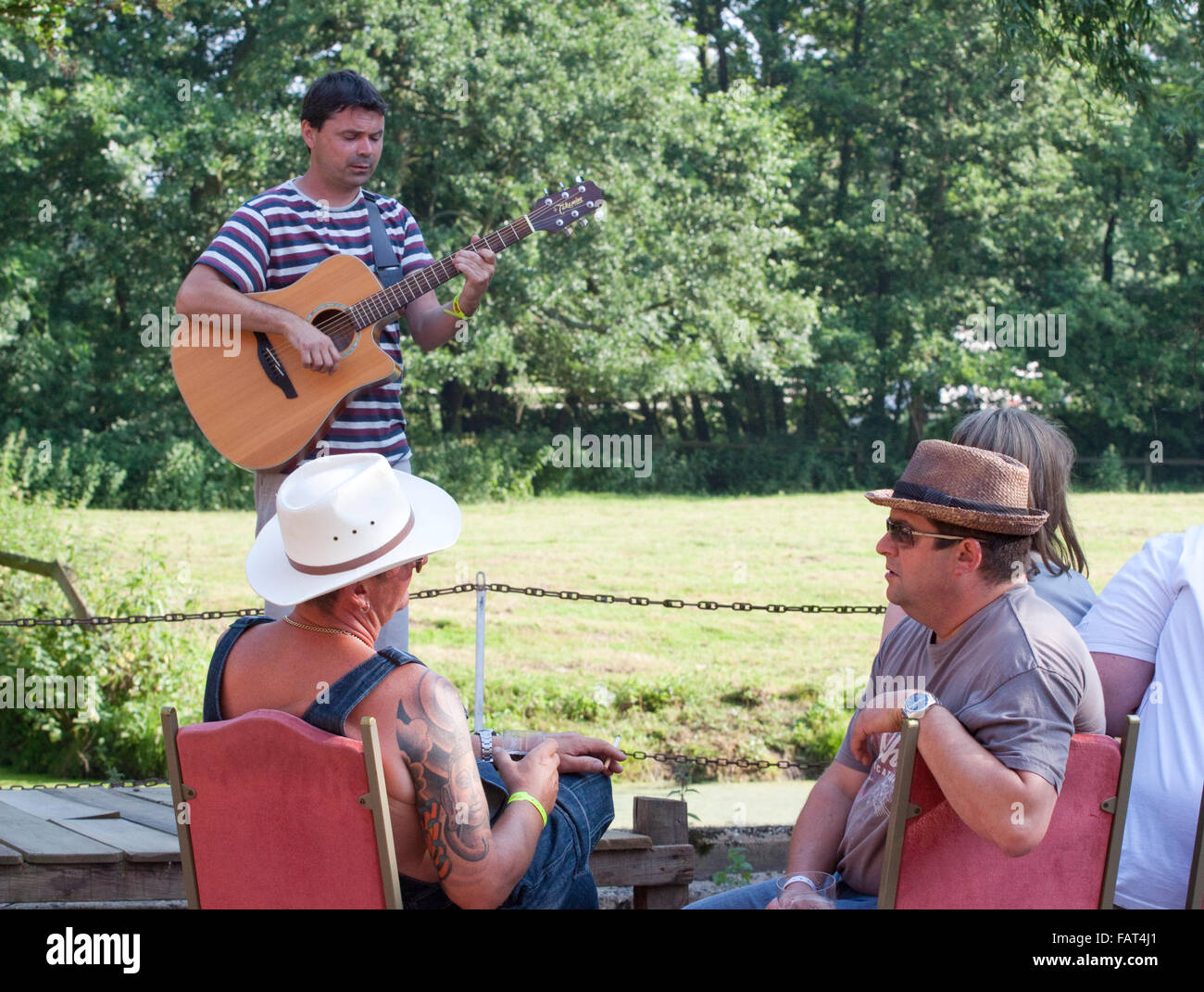 Paul Thompson auf der Straßenmusik Bühne auf dem Festival 2013 Maverick Stockfoto