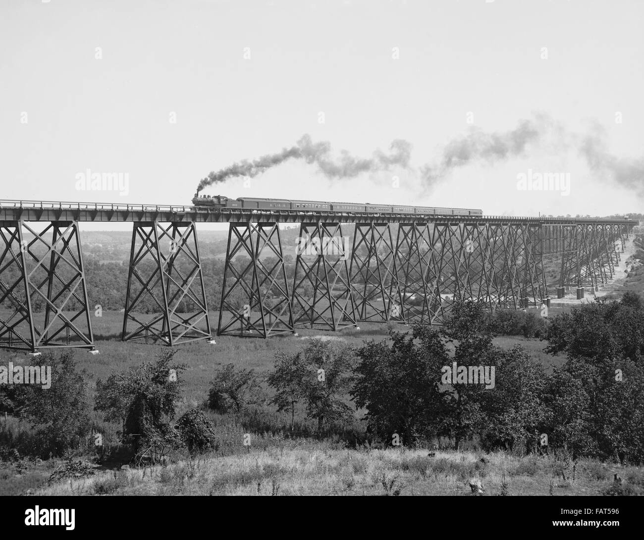Chicago & North Western Eisenbahnviadukt über Moines Fluß, in der Nähe von Boone, Iowa, USA, um 1900 Stockfoto