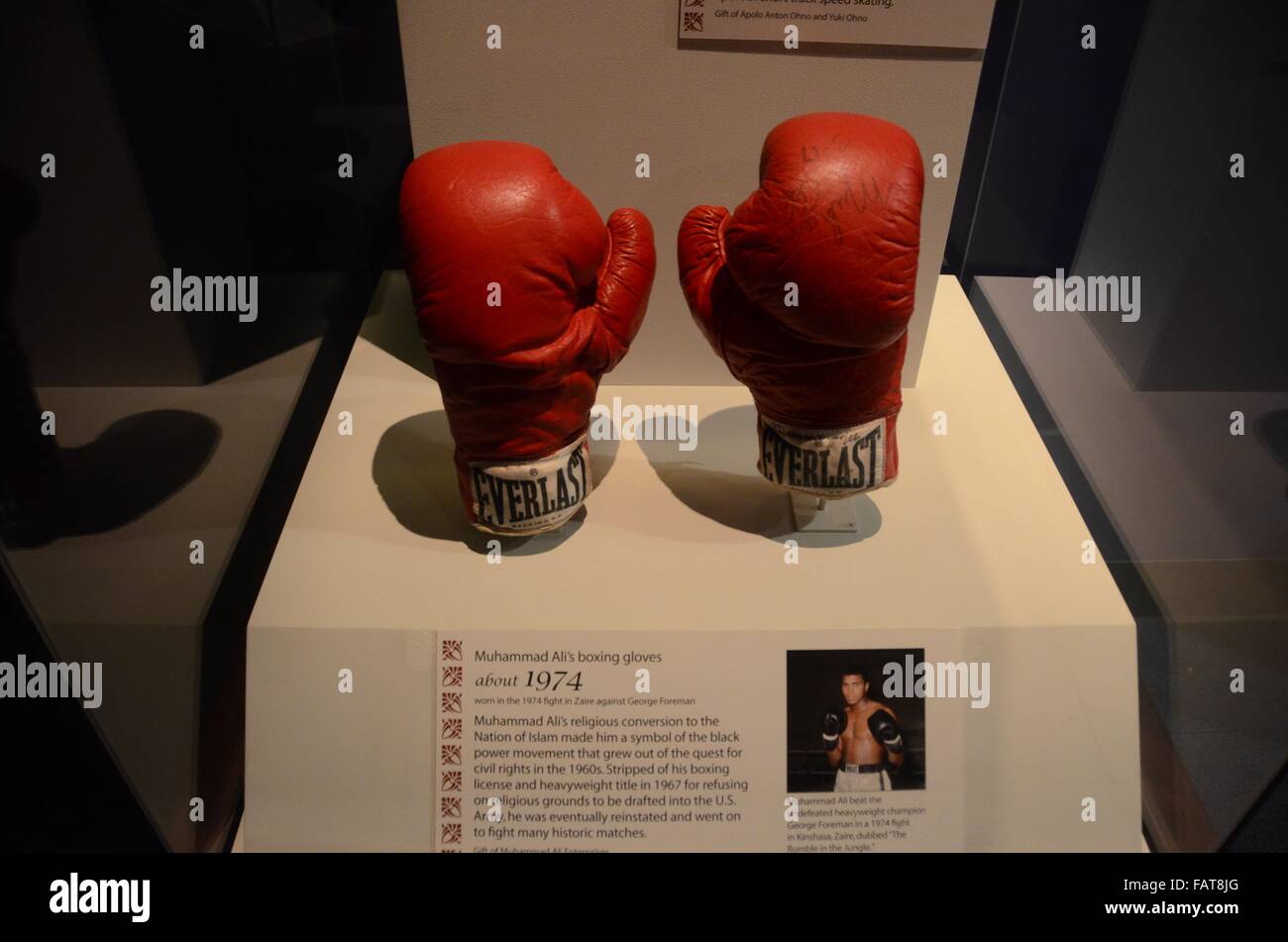 National Museum of American History Muhammed, Ali Handschuhe im Dschungel 1974 rumble Stockfoto