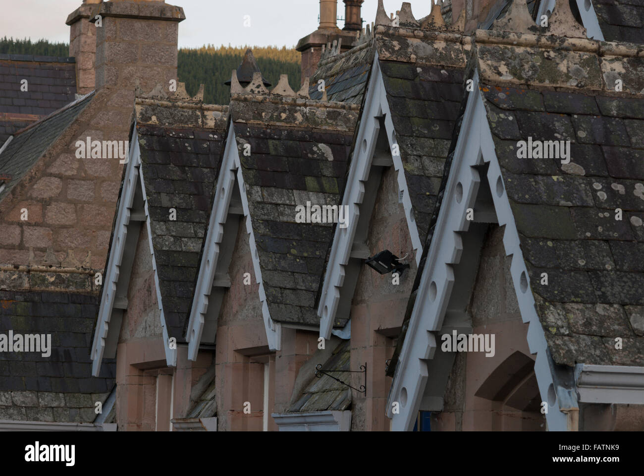 Roof Ridge Tiles Stockfotos & Roof Ridge Tiles Bilder - Alamy