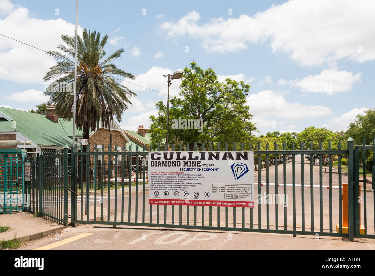 Eingang zum Cullinan Diamantenmine, Oak Ave, Cullinan, Stadt Tshwane Gemeinde, Provinz Gauteng, Südafrika Stockfoto