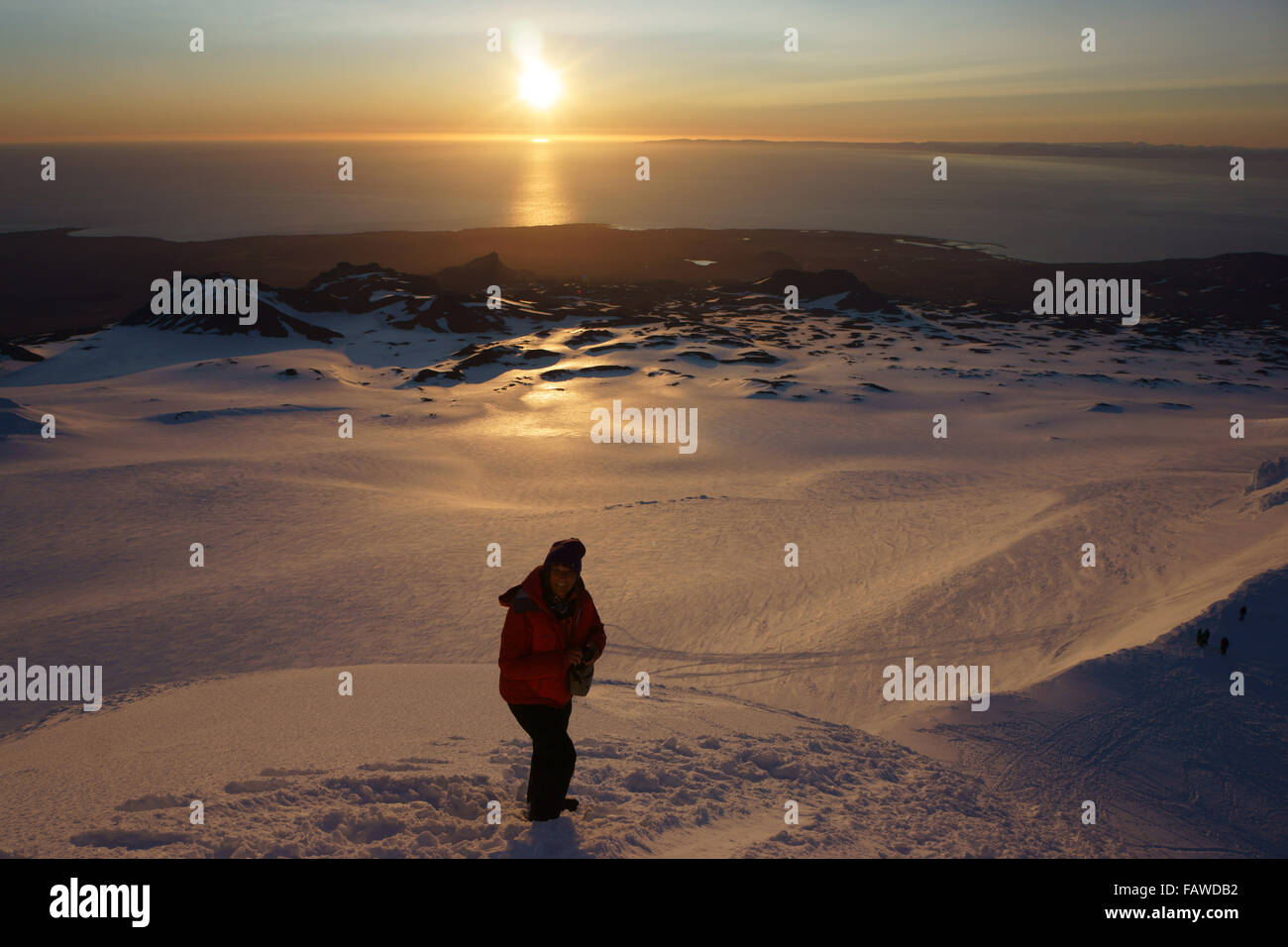 Liliane Sonnenuntergang Mitternacht am Gipfel des Snaefellsyökull, Island Stockfoto