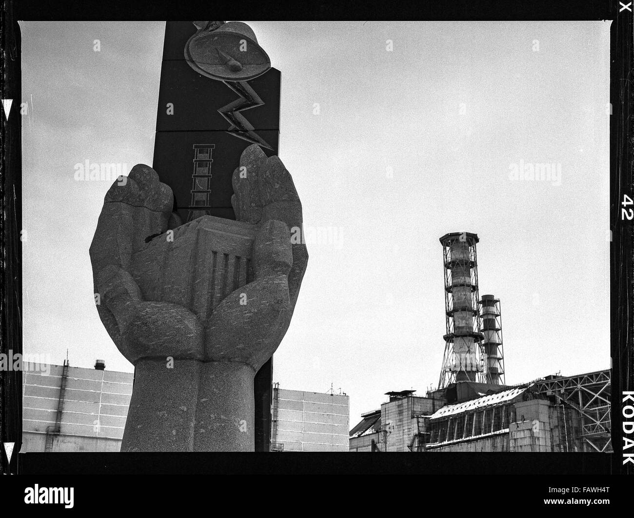 Tschernobyl-Reaktor - Impressionen aus Pripjat eine Geisterstadt in der Ukraine, die 1970 im Zusammenhang mit dem Bau des Kernkraftwerks Tschernobyl gegründet und infolge des nuklearen Unfalls in 1986 geräumt wurde. Zum Zeitpunkt der Katastrophe am 26. April 1986 lebte fast 50.000 Menschen. Die meisten Bewohner waren Arbeiter in dem Atomkraftwerk. 26. April 2015, den 30. Jahrestag der Reaktorkatastrophe von Tschernobyl. In einer Studie unter der Leitung von Anatoly Dyatlov aufgetreten Simulation eines vollständigen Stromausfalls aufgrund schwerer Verstöße gegen die geltenden Sicherheitsvorschriften req Stockfoto