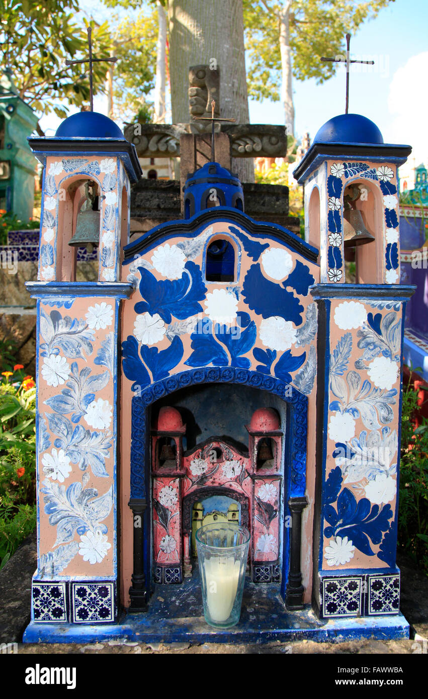 Mexikanische Friedhof im Xcaret Park, Halbinsel Yucatan, Mexiko Stockfoto