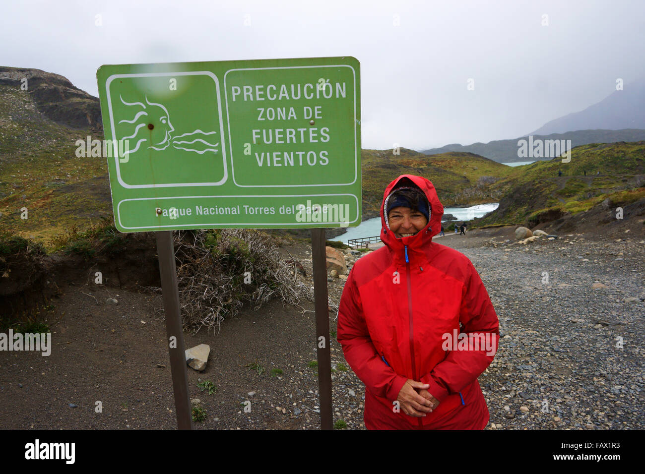 Warnzeichen für starke Winde, Torres del Paine Nationalpark, Patagonien, Chile Stockfoto