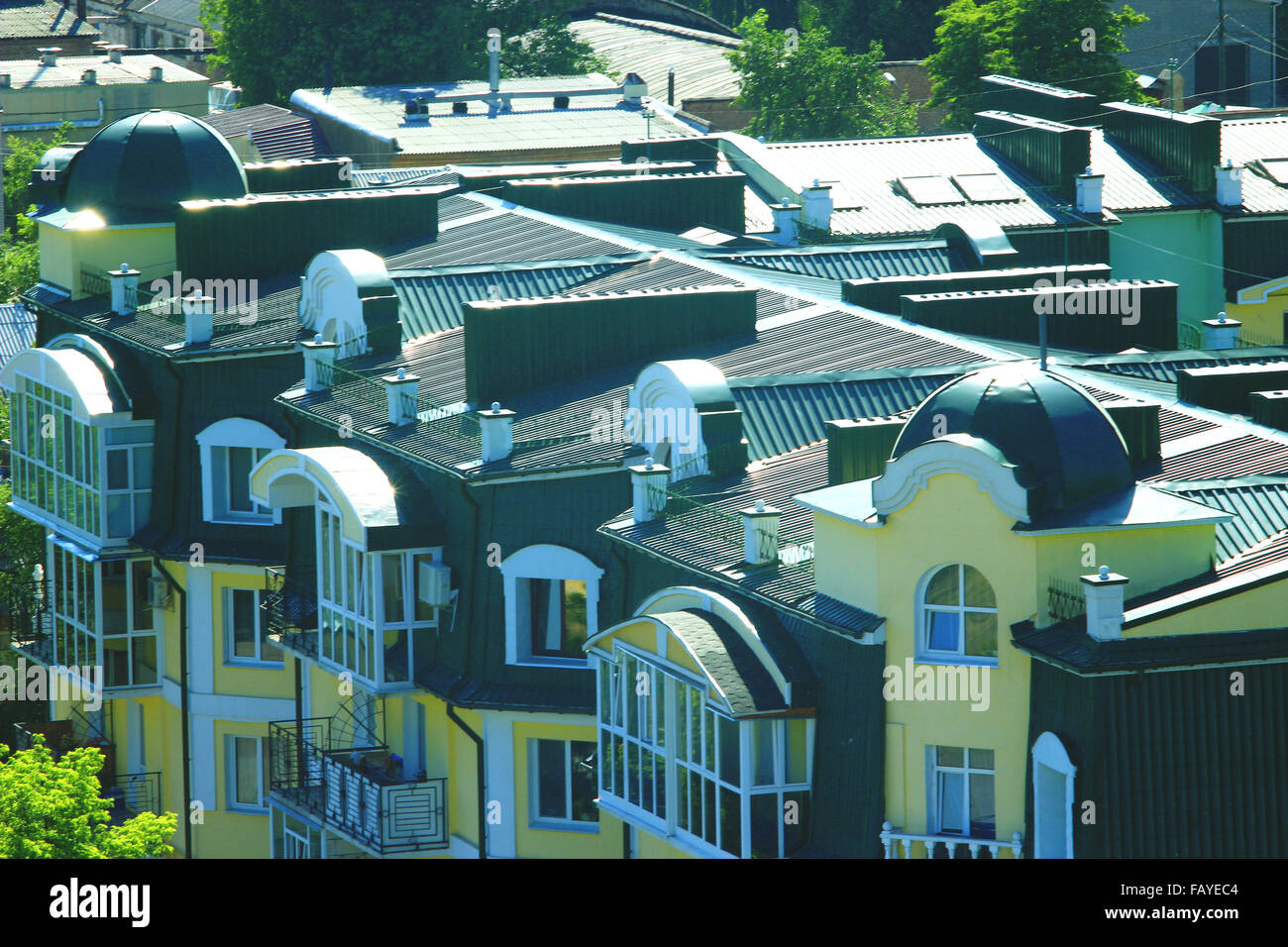 modernes und neues Haus mit schöner Architektur Stockfoto