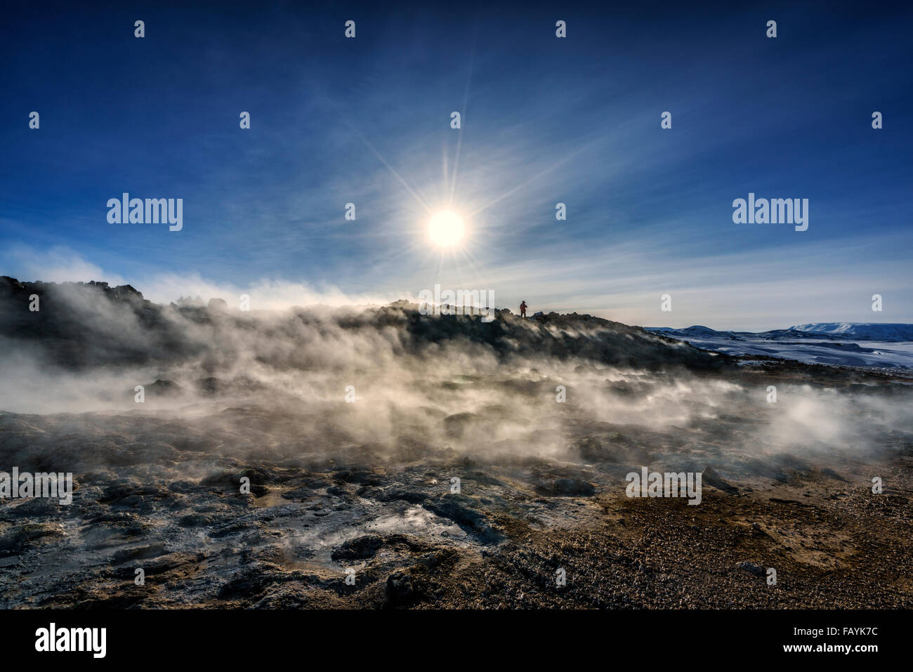 Geothermische heiße Quellen, Hverarond, Namaskard, Island. Das Gebiet zeichnet sich durch kochendem Schlamm-Mooren und Solfataren. Stockfoto