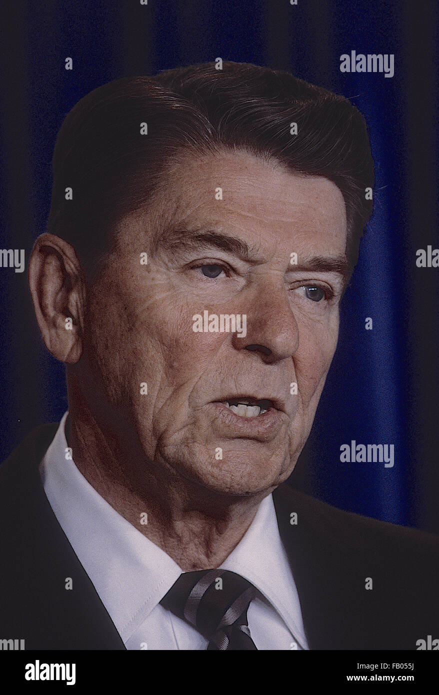 Washington, DC, USA, 14. Mai 1984 Präsident Ronald Reagan Bemerkungen und eine Frage-und-Antwort-Sitzung mit Reportern zu in- und ausländischen Themen in der Briefing-Room des weißen Hauses.  Bildnachweis: Mark Reinstein Stockfoto