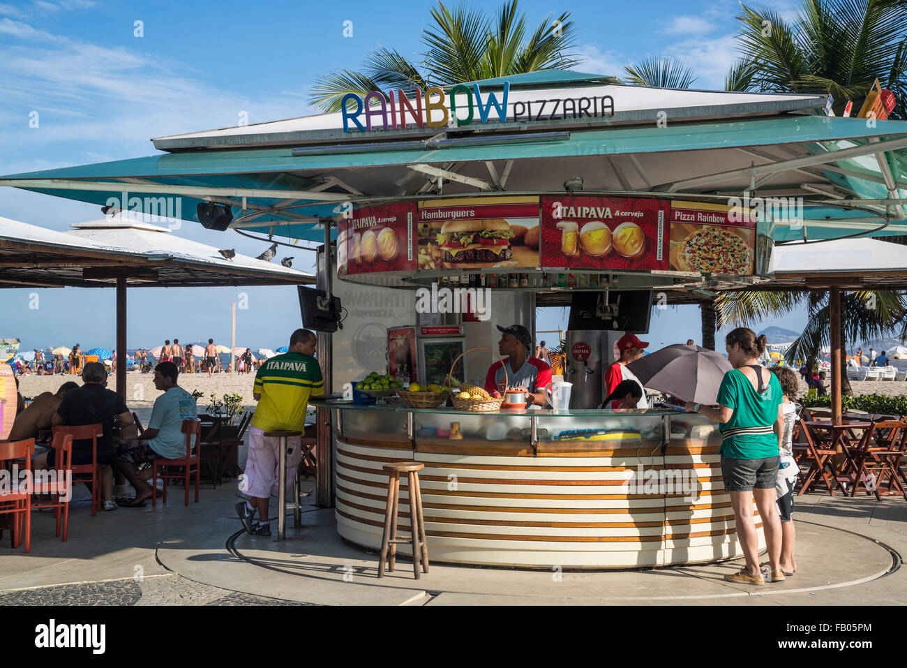 Regenbogen Pizzeria Kiosque, Quiosque Atlantico, Copacabana, Rio De Janeiro, Brasilien Stockfoto
