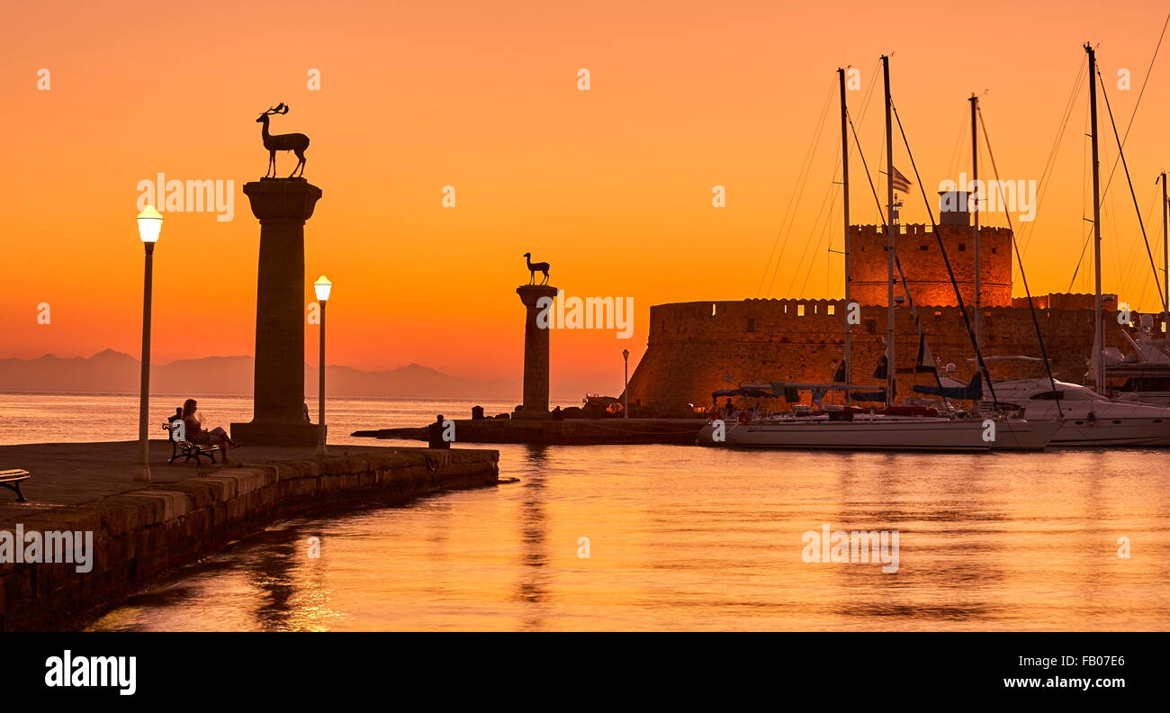 Rhodos vor Sonnenaufgang, Insel Rhodos, Griechenland, UNESCO Stockfoto