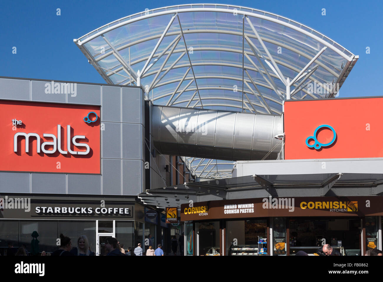 Das kürzlich renovierte 'The Malls', ein Einkaufszentrum mit Fußgängerzonen im Freien im Stadtzentrum von Basingstoke, Hampshire, Großbritannien Stockfoto
