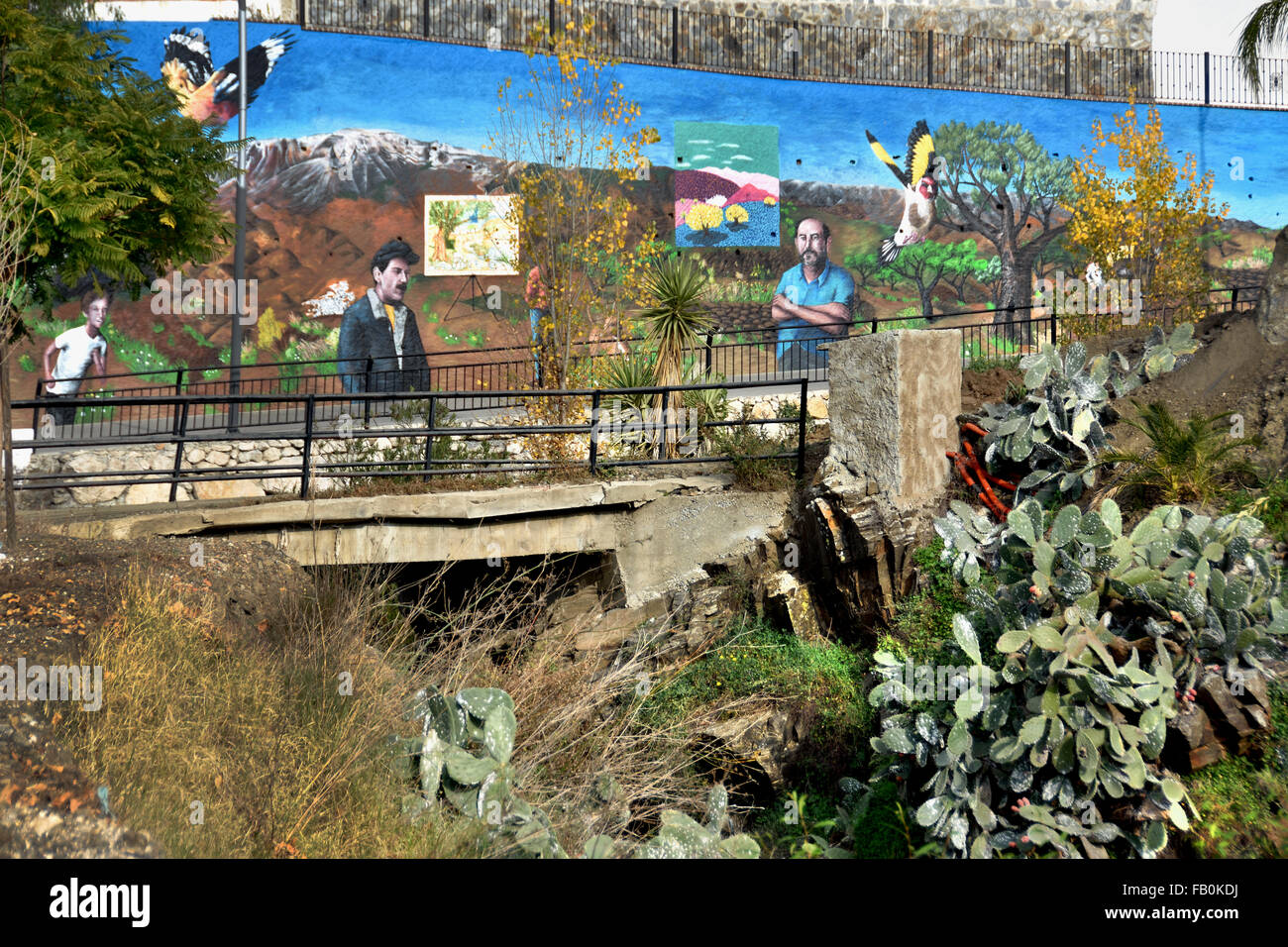 Wandmalerei in Arenen Gemeinde in der Provinz Málaga Spanisch Spanien Andalusien Stockfoto