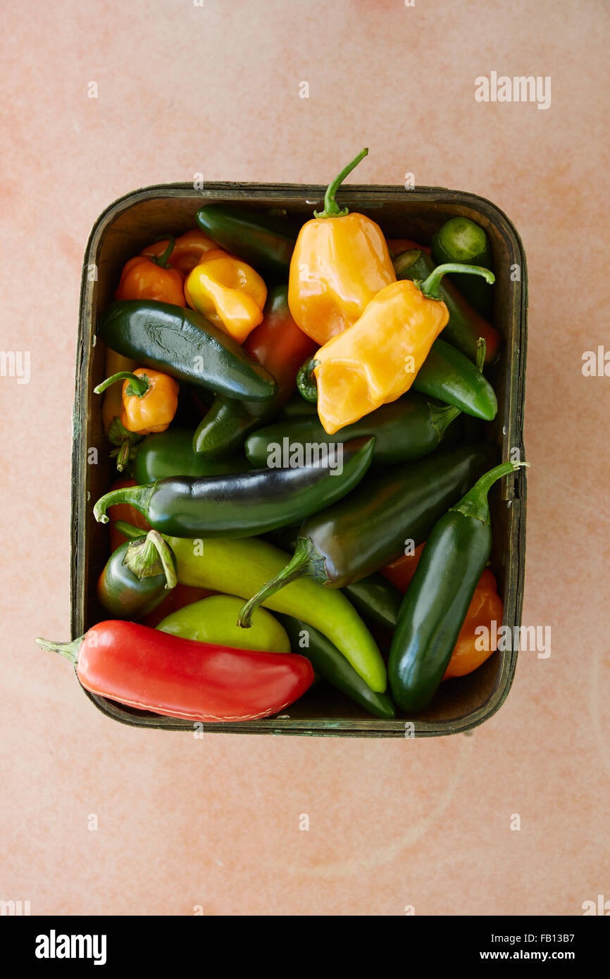 Gemüse im Korb Stockfoto