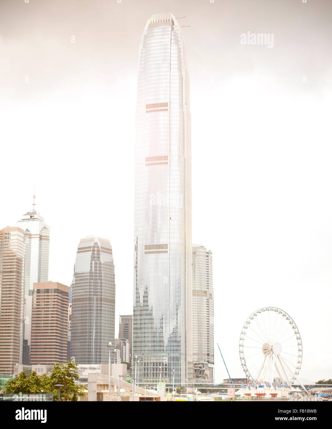 Riesenrad und zentralen Skyline, Hong Kong, China Stockfoto